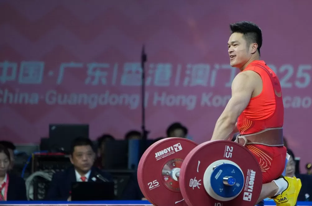 荣耀终章｜全运会三连冠！老将石智勇“吻别”职业生涯-第2张图片-