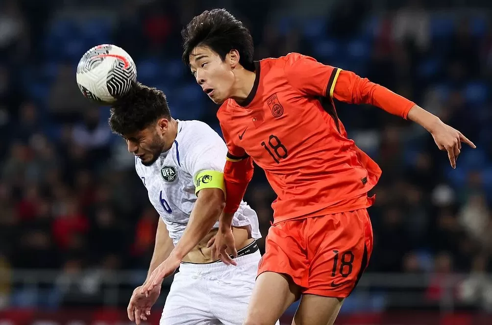 10人中国U22男足踢平乌兹别克斯坦,熊猫杯第二收官-第2张图片- 10人中国U22男足踢平乌兹别克斯坦,熊猫杯第二收官-第2张图片-