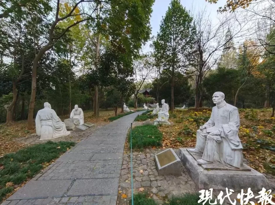 朱元璋介绍牌写错“民生”?南京钟山风景区回应:已拆除重做-第1张图片- 朱元璋介绍牌写错“民生”?南京钟山风景区回应:已拆除重做-第1张图片-