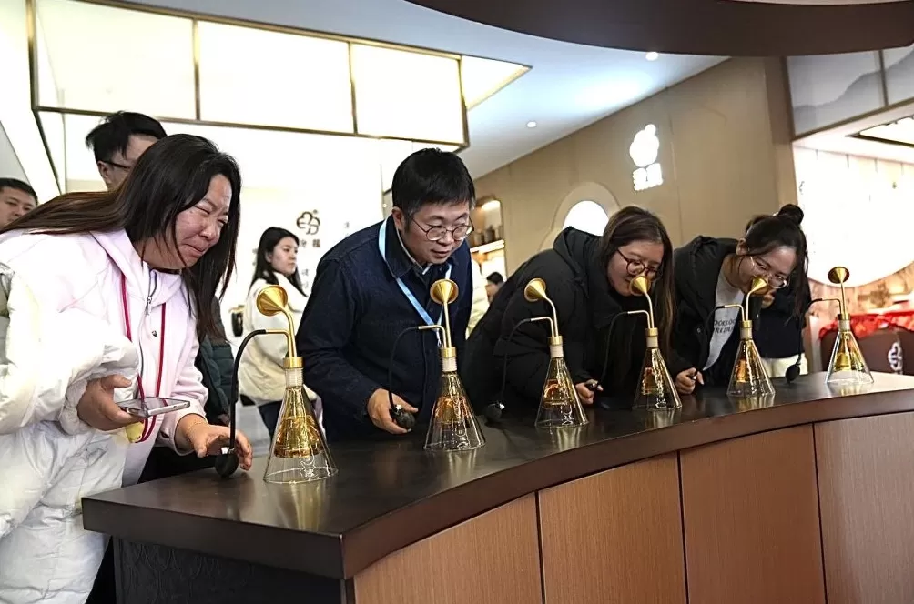 汾阳香飘四海：杏花村遥指千亿白酒产业链，“中国厨师之乡”走向世界-第5张图片-