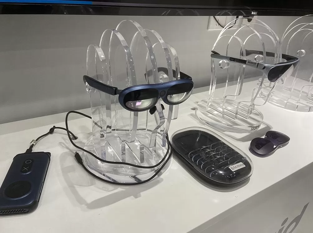 出货量或超千万台！资本热潮涌动下，AI眼镜的“iPhone时刻”何时到来-第2张图片-