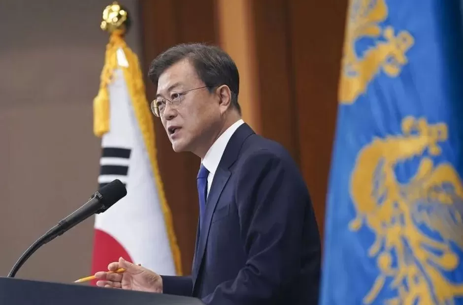 72岁文在寅转型带货博主，每周出镜推荐好书-第1张图片-