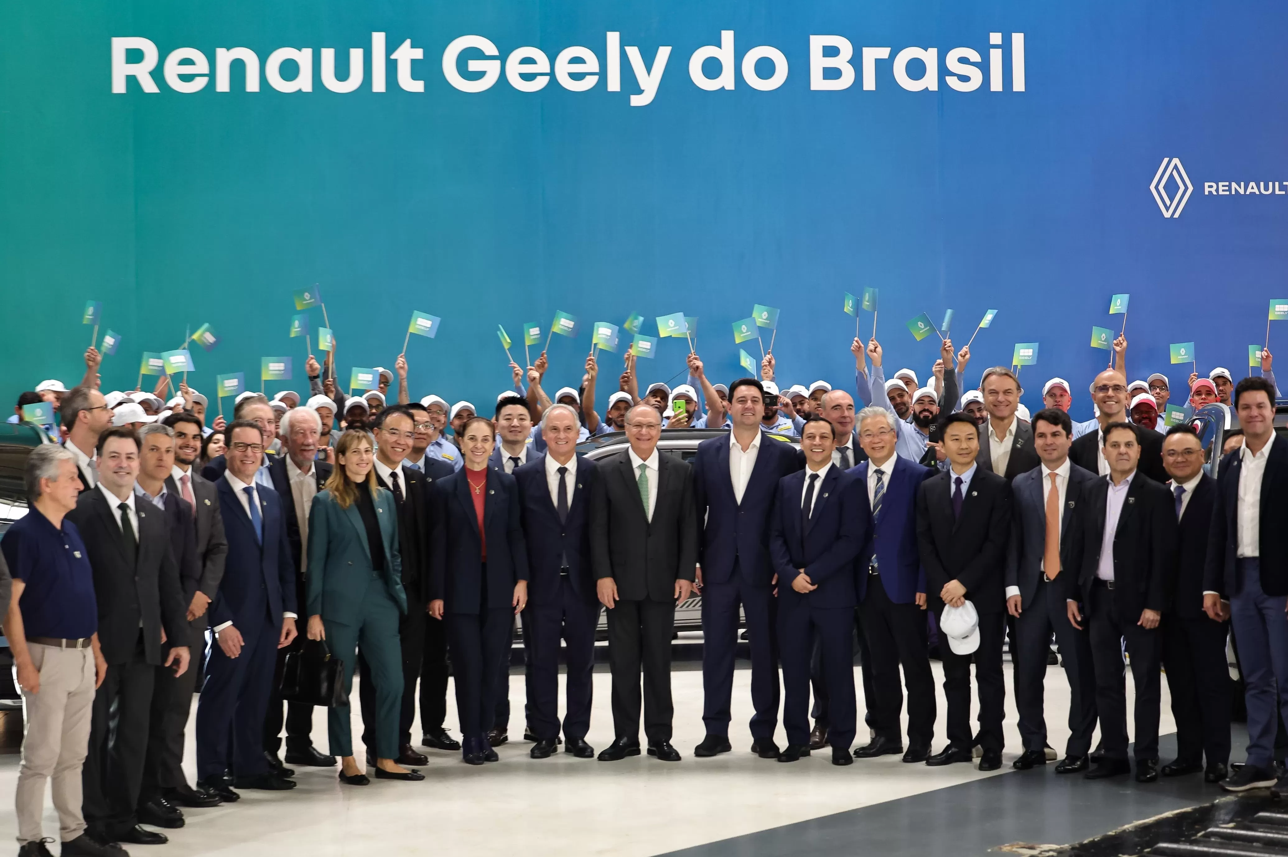 吉利雷诺巴西战略合作正式启动 加速推进新能源产品落地南美-第1张图片-