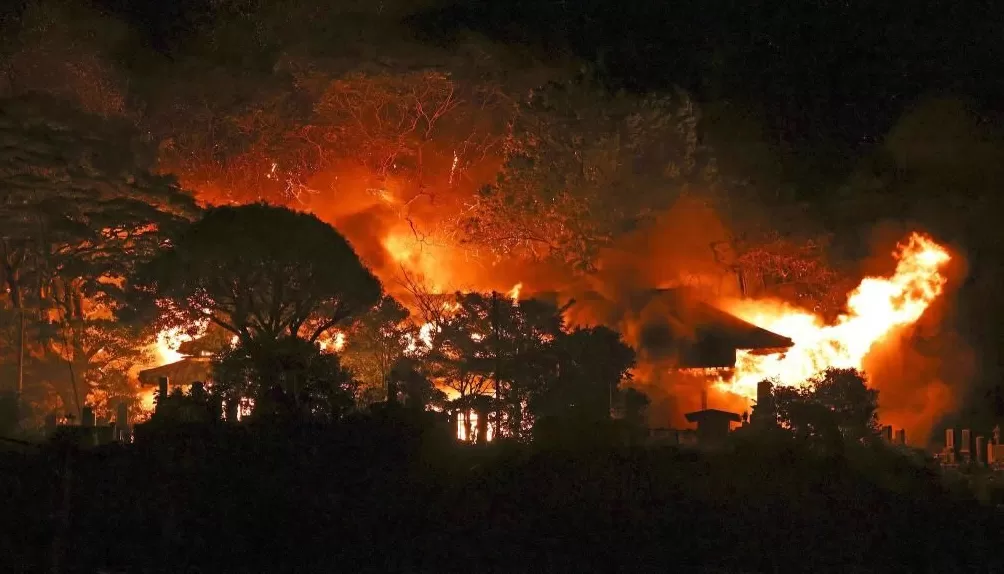 第1现场|日本两起火灾 :超170栋建筑被烧,致3人死亡-第9张图片- 第1现场|日本两起火灾 :超170栋建筑被烧,致3人死亡-第9张图片-