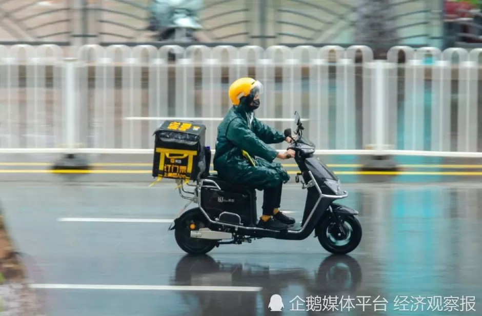 阿里豪赌外卖，让微博大赚一笔-第1张图片-