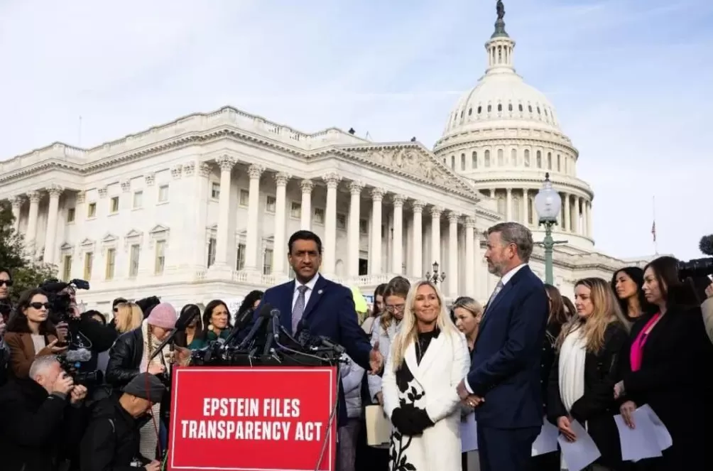 辞去OpenAI董事！哈佛大学前校长卷入爱泼斯坦丑闻，此前他已表态“深感惭愧”-第3张图片-