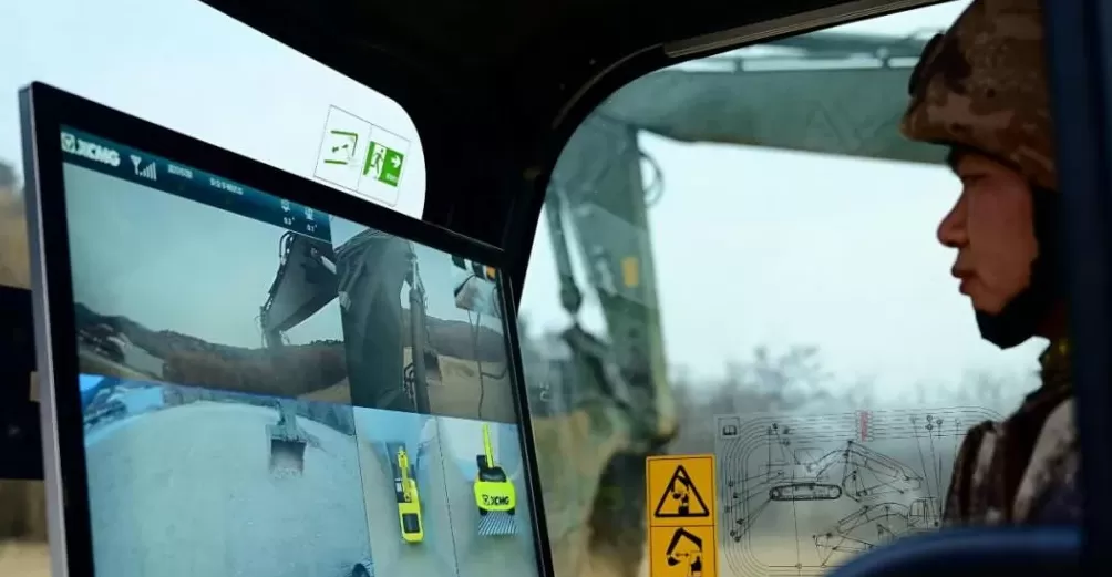 无人潜航器、磁探机器狗组团出击实训现场画面公布-第9张图片- 无人潜航器、磁探机器狗组团出击实训现场画面公布-第9张图片-