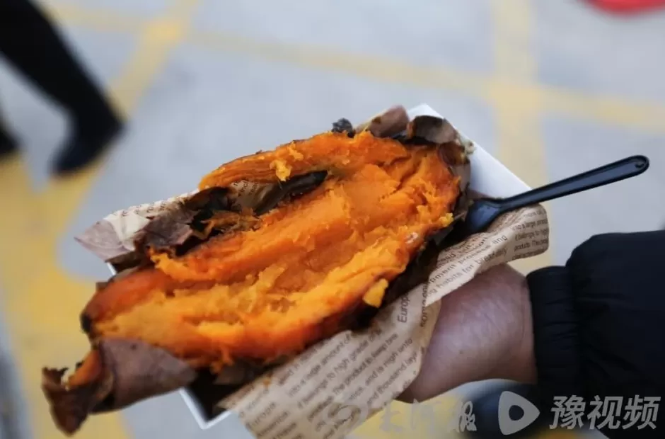 周口“红薯哥”救人后续：婉拒千元现金，网友争相买“好人牌”红薯-第8张图片-