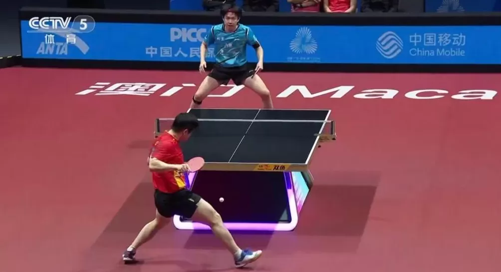全运会乒乓球男团金牌赛:樊振东战胜王楚钦上海队将总比分扳平-第1张图片- 全运会乒乓球男团金牌赛:樊振东战胜王楚钦上海队将总比分扳平-第1张图片-