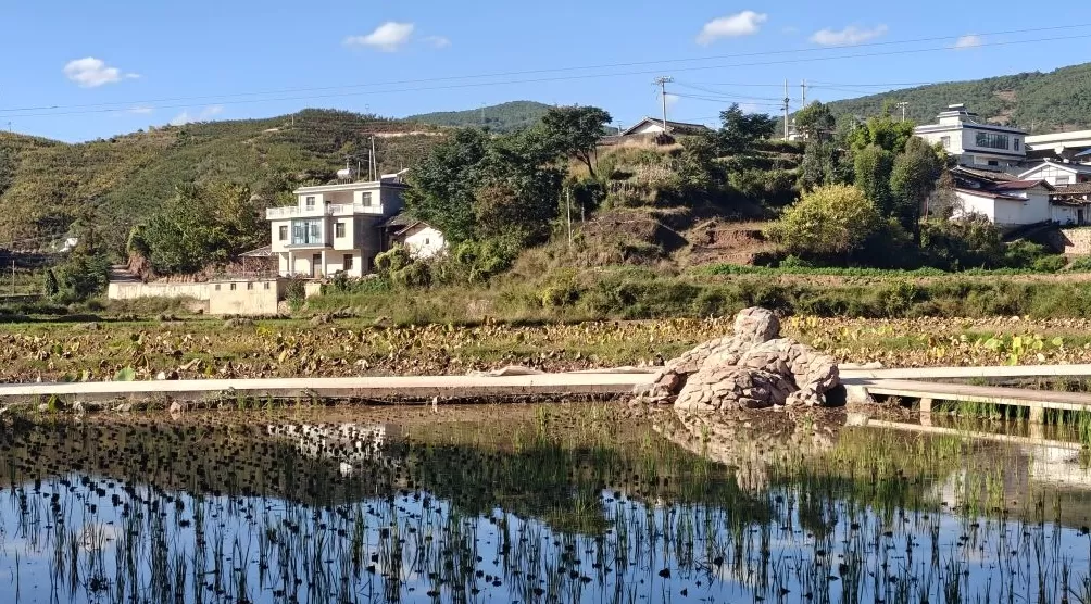 当清华美院的雕塑作品出现在大凉山-第9张图片-