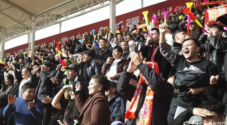 一场足球赛能带火多少“周边”?“阿图什杯”的答案远超绿茵场-第1张图片- 一场足球赛能带火多少“周边”?“阿图什杯”的答案远超绿茵场-第1张图片-