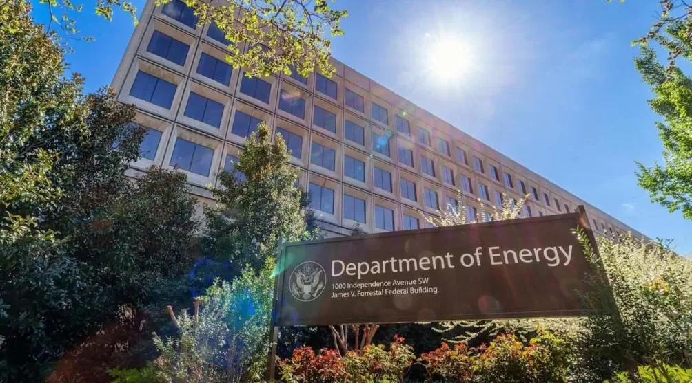 美政府重组能源部优先发展化石燃料和核能-第1张图片-