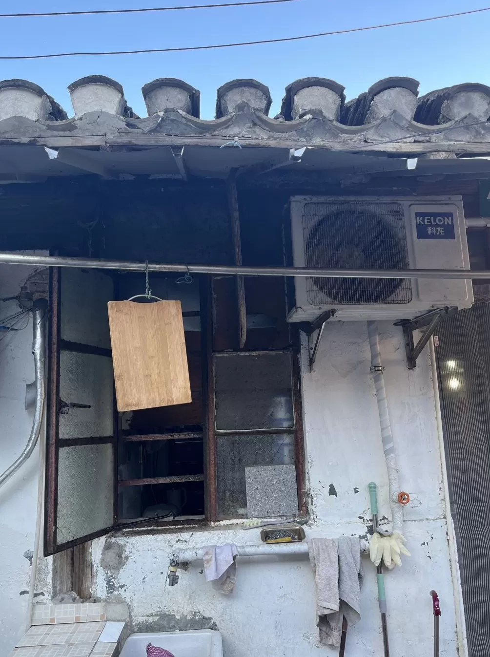 再见，每天清晨公厕前排队倒马桶的日子｜一平方米的改变有多难-第2张图片-