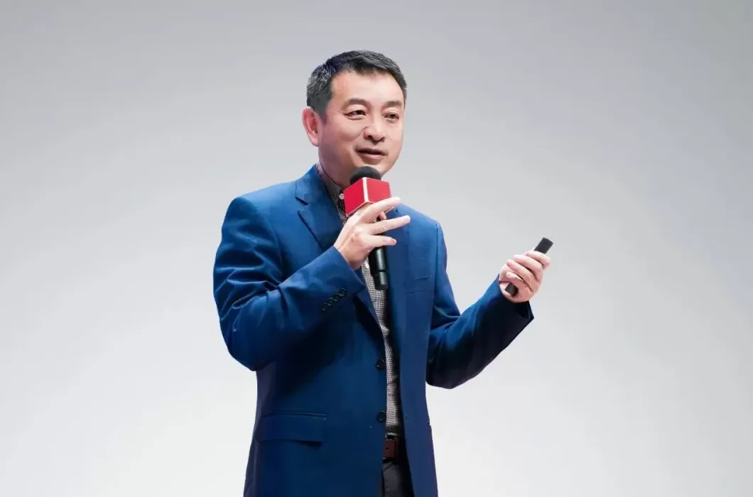 中国首个个人生育基金会设立：梁建章投5亿港元支持生育-第1张图片-