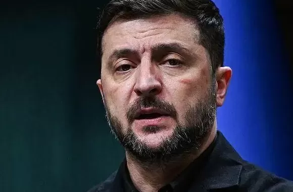 泽连斯基与德法英三国领导人通话,讨论和平计划-第1张图片- 泽连斯基与德法英三国领导人通话,讨论和平计划-第1张图片-