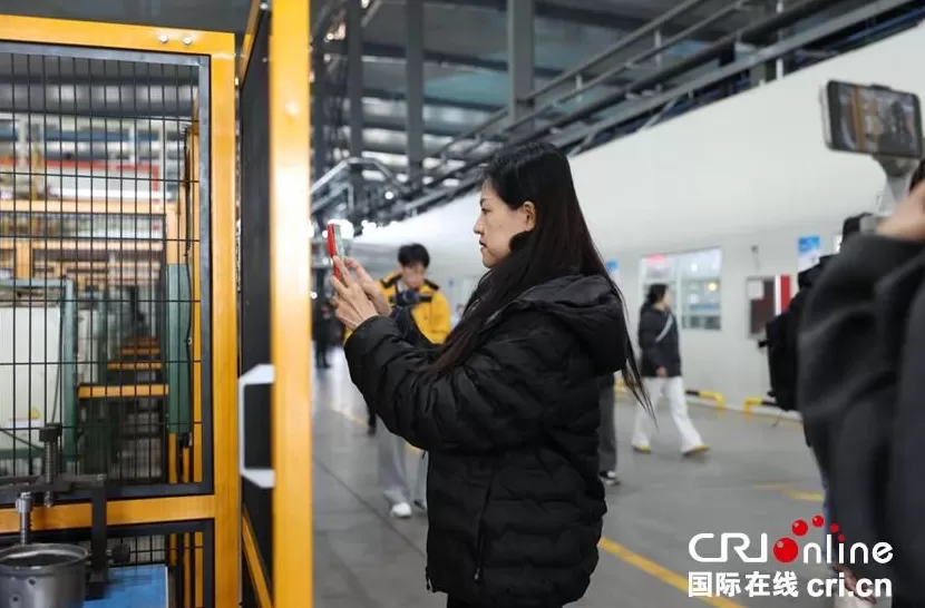 【2025打卡中国】商丘民权有多“冷”？外国网红在这里找到了一条百亿“热”链！-第6张图片-