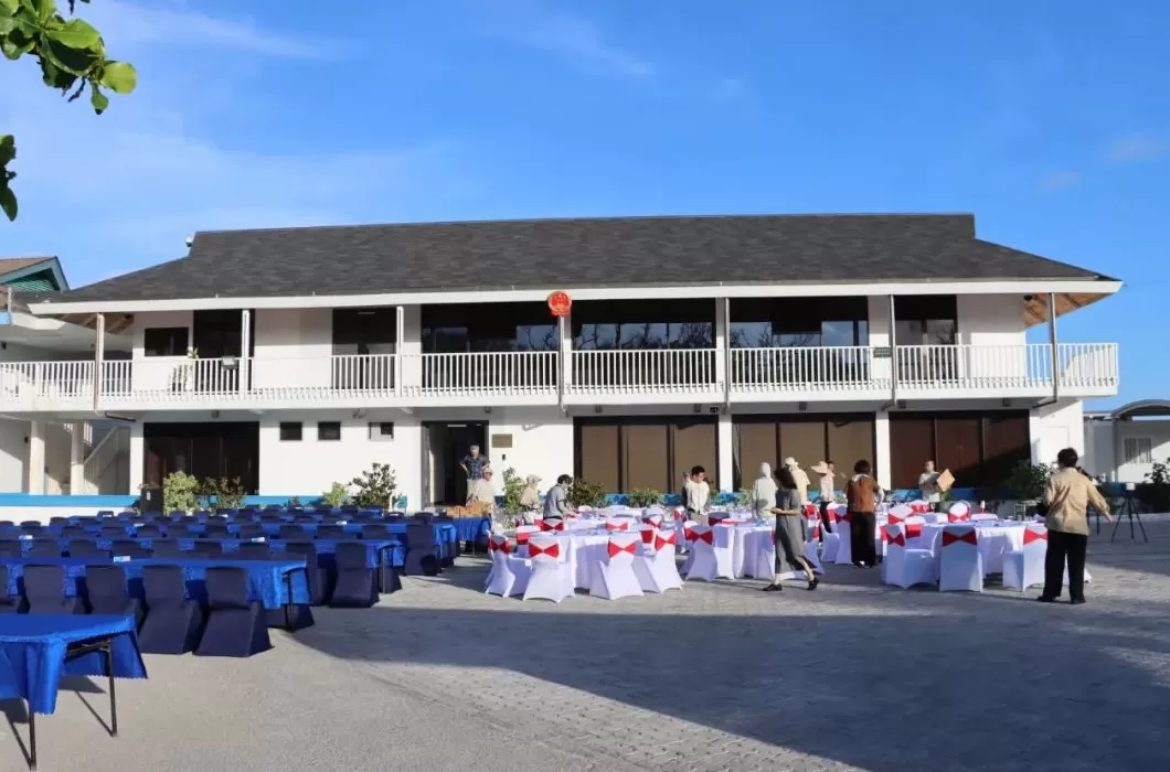 结束长期在集装箱房内办公，中国驻瑙鲁使馆新馆舍正式启用-第2张图片-