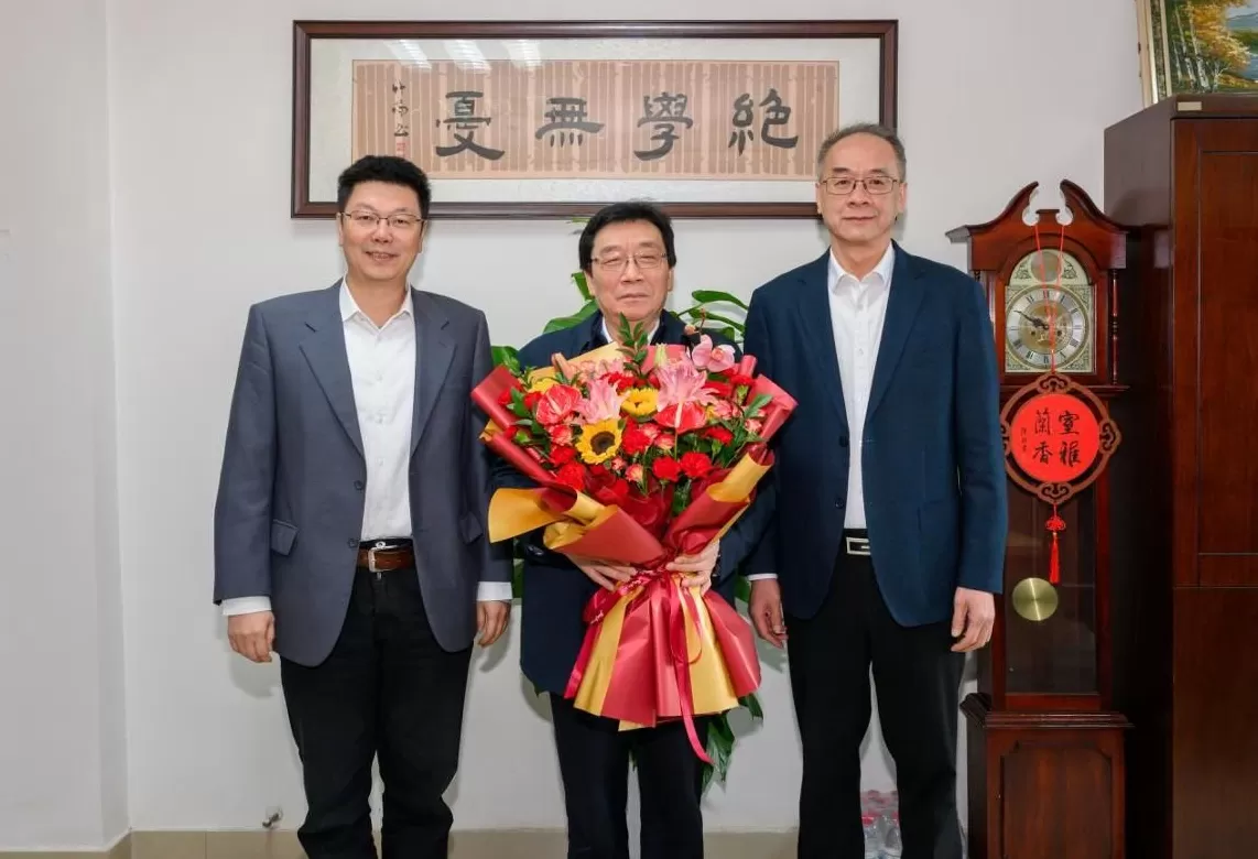 浙江大学等多所高校领导看望本校新当选两院院士-第4张图片-