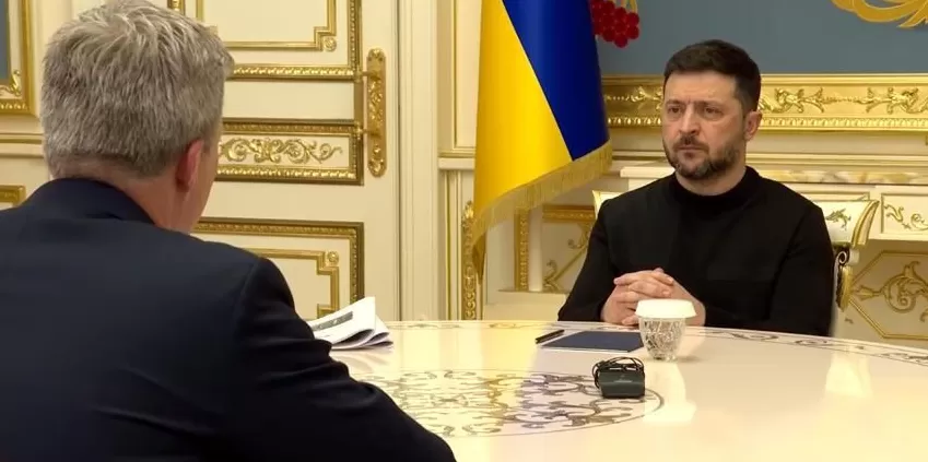 特朗普“按头安利”28点和平计划,泽连斯基不认也得认?-第6张图片- 特朗普“按头安利”28点和平计划,泽连斯基不认也得认?-第6张图片-