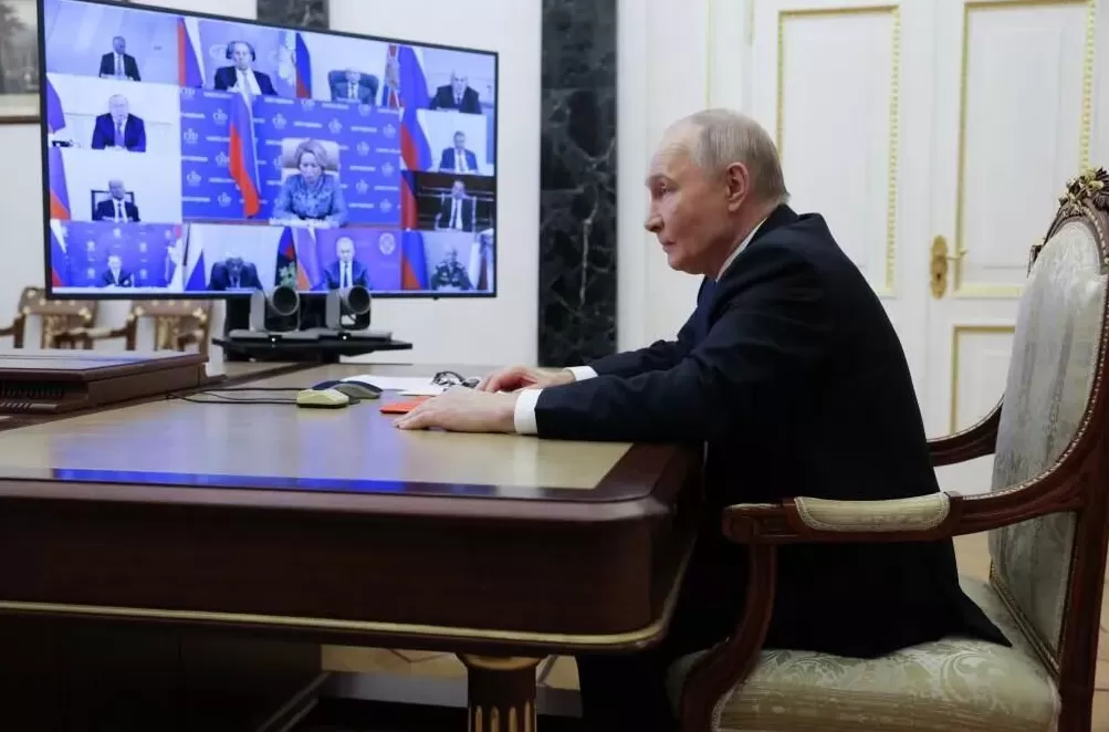 特朗普“按头安利”28点和平计划,泽连斯基不认也得认?-第4张图片- 特朗普“按头安利”28点和平计划,泽连斯基不认也得认?-第4张图片-