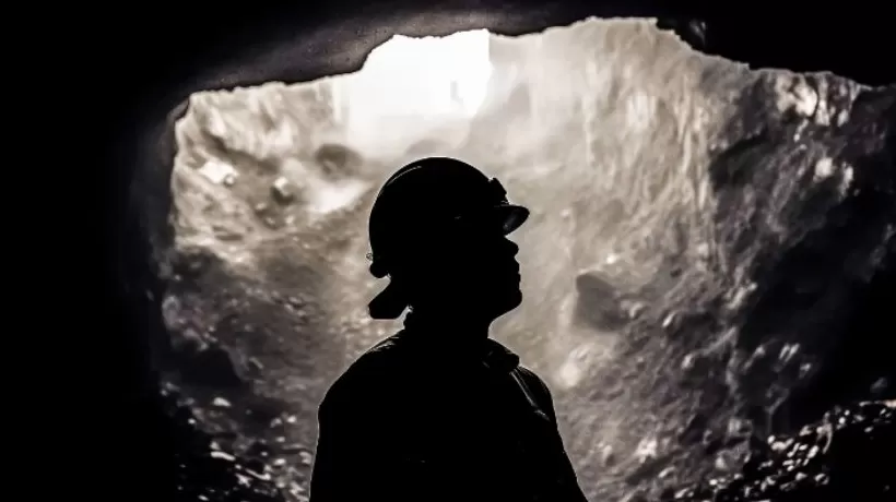 电投能源“左手倒右手”拟完成百亿收割，标的公司藏五重风险-第1张图片-