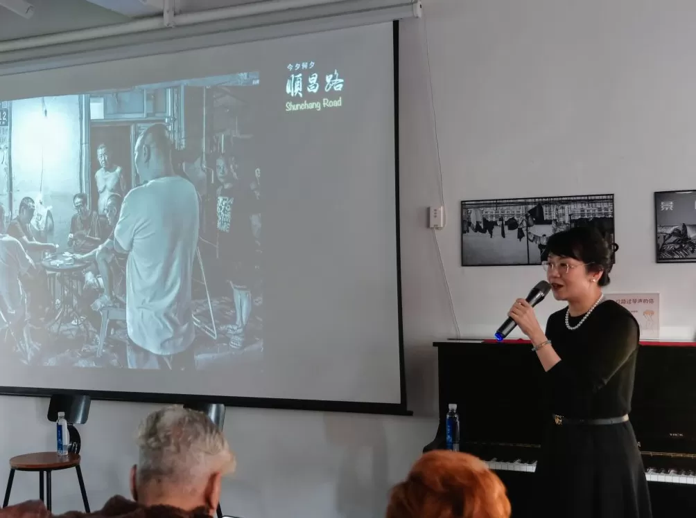 看展览｜百年顺昌路的烟火气，黄唯个展在菜肉馄饨会客厅开幕-第2张图片-