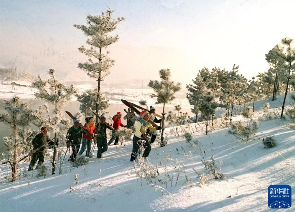 时光相册丨新雪季开启！影像见证中国滑雪“华丽转身”-第7张图片-