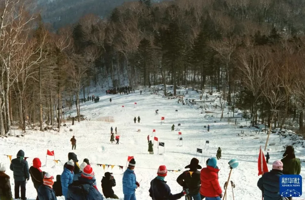 时光相册丨新雪季开启！影像见证中国滑雪“华丽转身”-第9张图片-