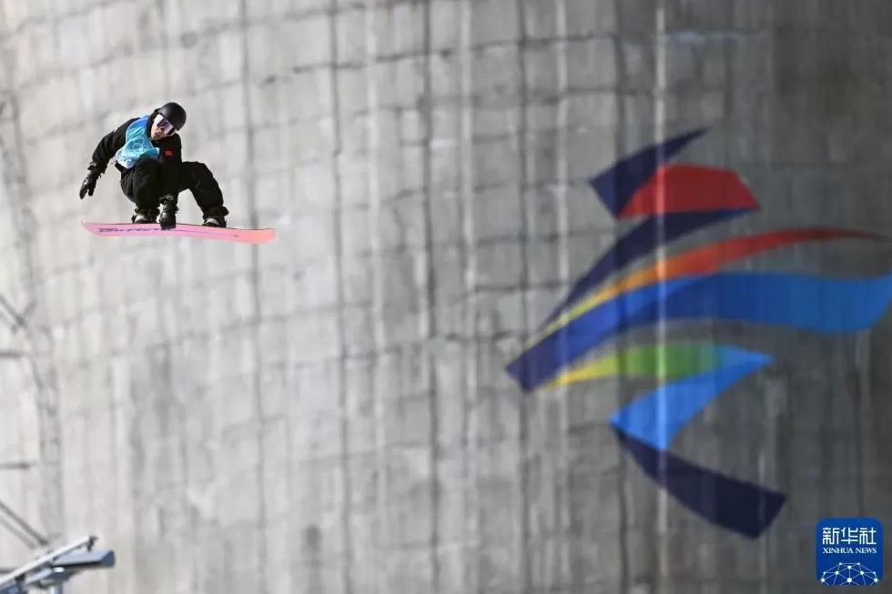 时光相册丨新雪季开启！影像见证中国滑雪“华丽转身”-第22张图片-