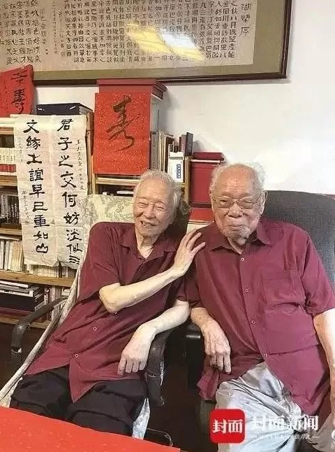 著名作家、《战争和人》作者王火在成都逝世，享年103岁-第4张图片-