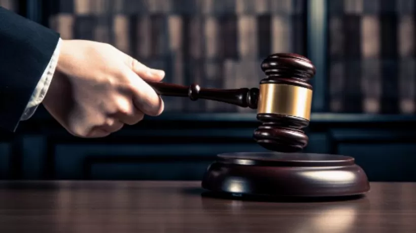 国家药监局原副局长陈时飞被公诉，曾主导新冠疫苗应急审评-第1张图片-