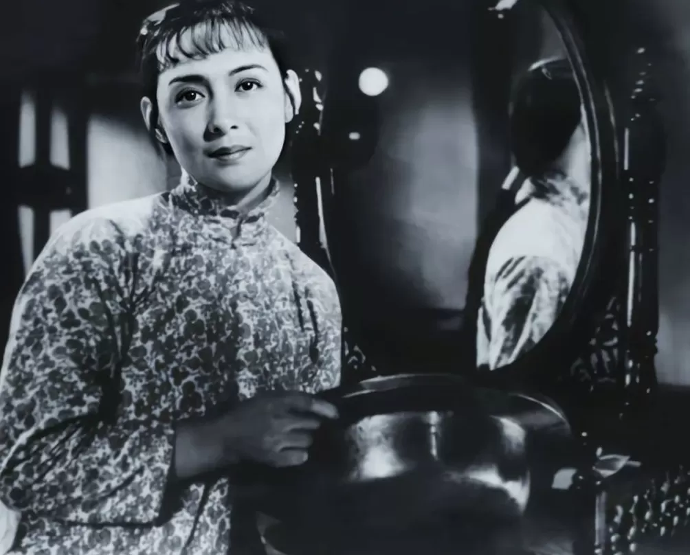 巴金逝世二十年｜马楠：婢女与贤老，袍哥与新青年：《家》外的成都-第6张图片-