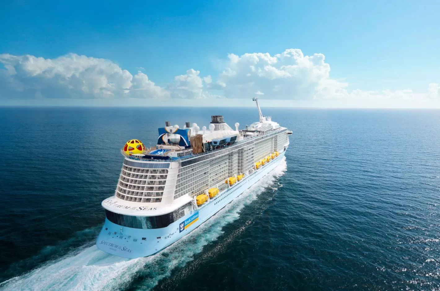 “旅行经济上行期的美”,源于消费体验的重构 | 2025界面旅行向往指南系列②-第4张图片- “旅行经济上行期的美”,源于消费体验的重构 | 2025界面旅行向往指南系列②-第4张图片-