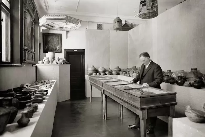 《马家窑·彩陶上的中国》:解读五千年前黄河彩陶密码-第5张图片- 《马家窑·彩陶上的中国》:解读五千年前黄河彩陶密码-第5张图片-