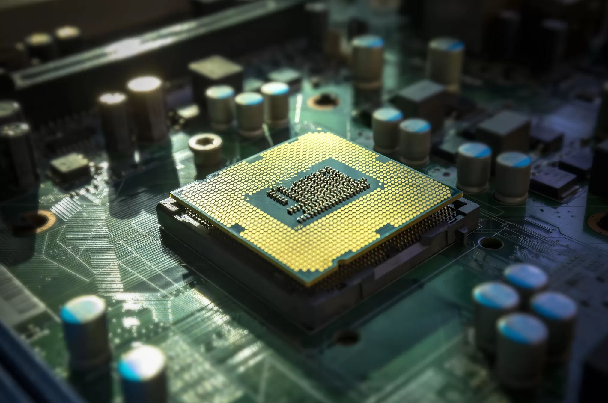 香港也要造芯片了，预计明年一季度量产-第1张图片-