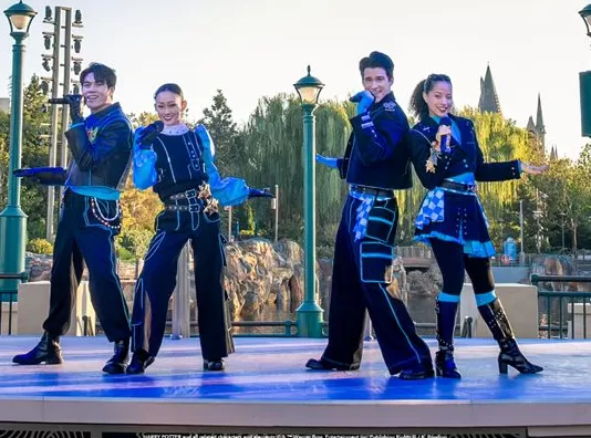 北京环球度假区冬季假日主题活动，哈利·波特的魔法世界™迎来首个魔法圣诞季-第5张图片-