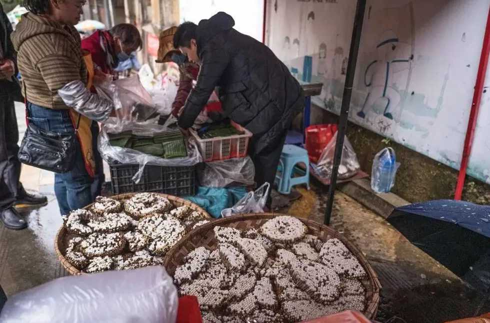 “成本500售价5000”!“蜂拥而上”的虎头蜂产业,是商机还是骗局-第4张图片- “成本500售价5000”!“蜂拥而上”的虎头蜂产业,是商机还是骗局-第4张图片-