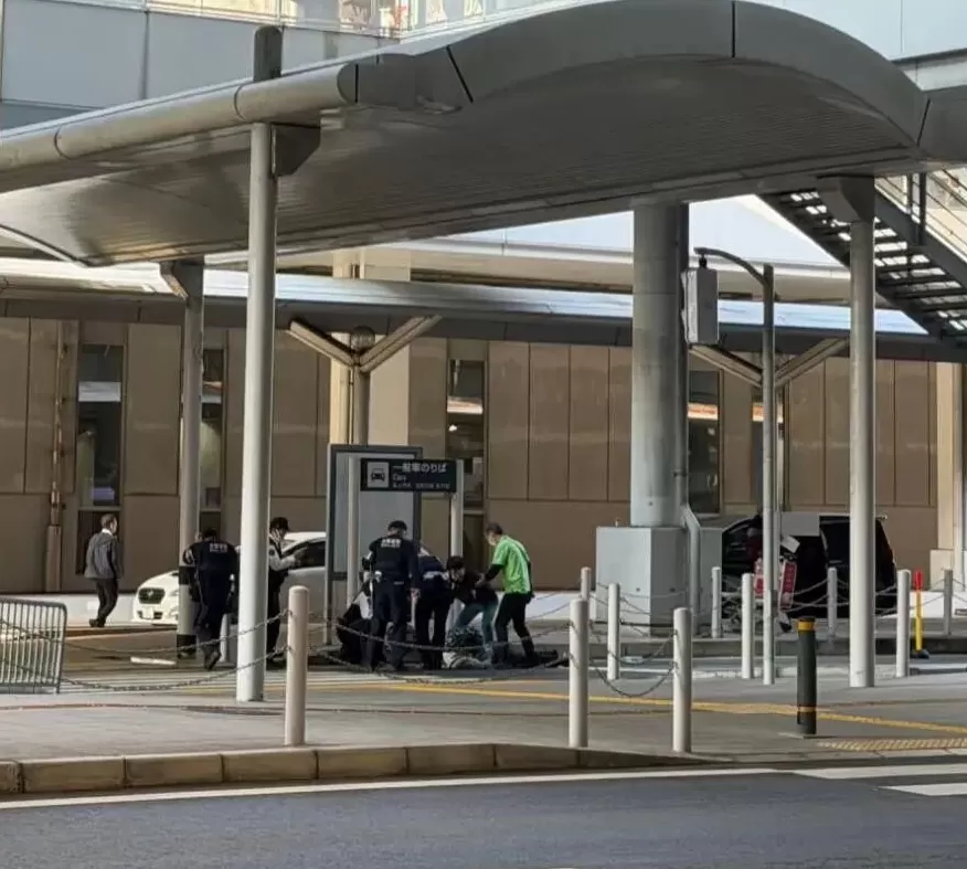 一名中国男子在日本机场坠亡-第2张图片-