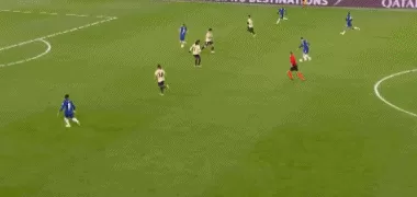 体坛联播｜切尔西三球完胜十人巴萨，世界杯抽签分档出炉-第4张图片-