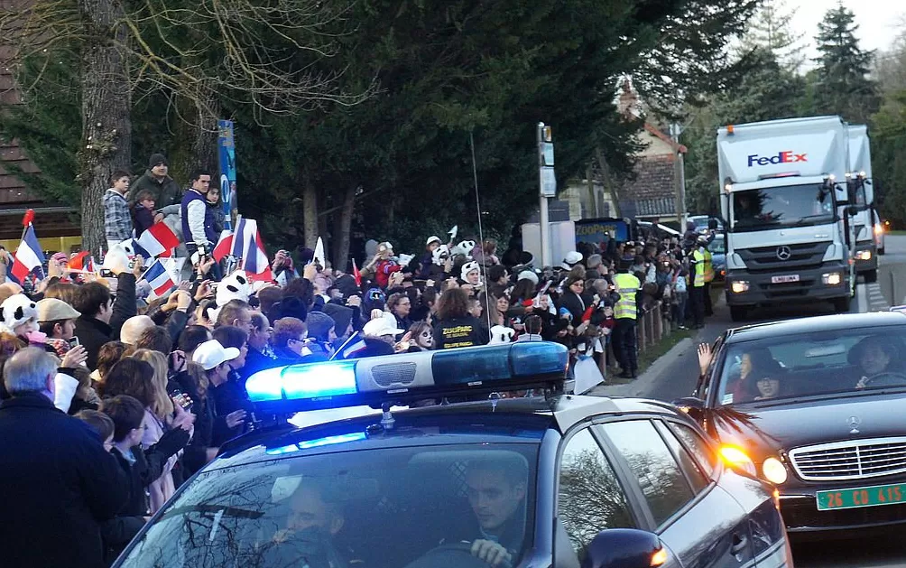 第1现场|13年旅法生涯画句点,“欢欢”“圆仔”荣耀归来-第12张图片- 第1现场|13年旅法生涯画句点,“欢欢”“圆仔”荣耀归来-第12张图片-