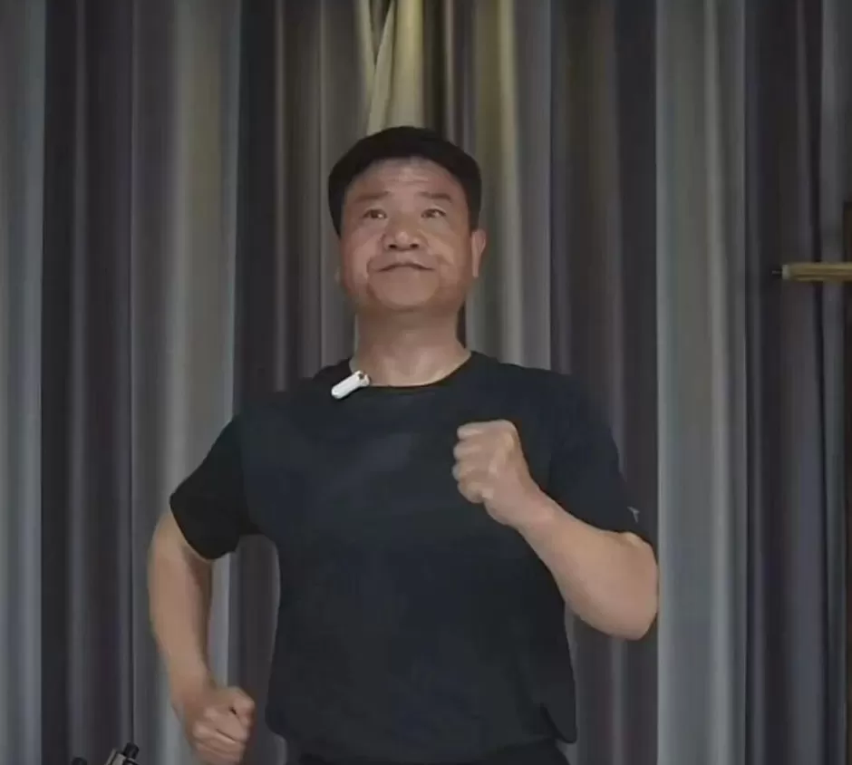 反诈老陈公开辞职后收入状况:3年总收入100万,但投资全亏了-第1张图片- 反诈老陈公开辞职后收入状况:3年总收入100万,但投资全亏了-第1张图片-