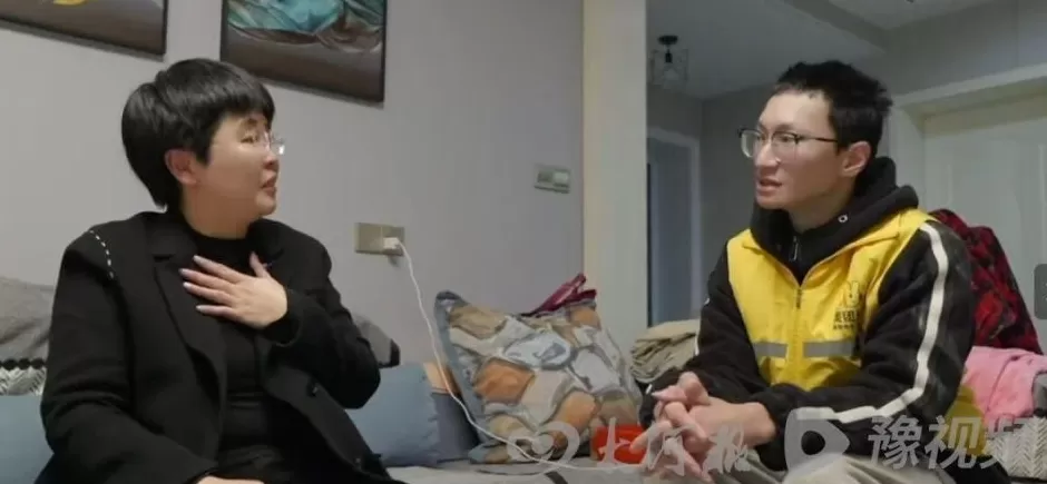 超市老板给脑瘫外卖小哥换工作,当事人:比送外卖时收入翻倍;保洁和厨师都是残疾人-第2张图片- 超市老板给脑瘫外卖小哥换工作,当事人:比送外卖时收入翻倍;保洁和厨师都是残疾人-第2张图片-