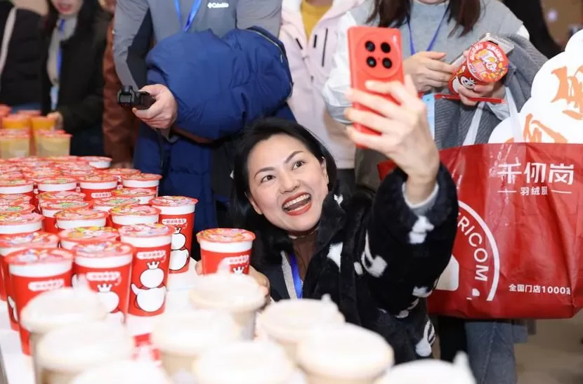 【2025打卡中国】外国网红点赞“Amazing郑州”:在这里看见未来中国的模样-第8张图片- 【2025打卡中国】外国网红点赞“Amazing郑州”:在这里看见未来中国的模样-第8张图片-